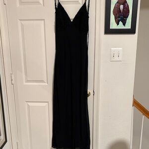 Elegant Black Maxi Dress